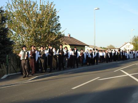 Prlekija pleše in poje, območno srečanje odraslih folklornih skupin 1